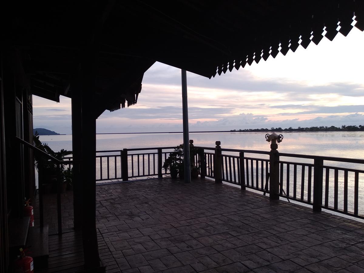 Langkawi Lagoon Resort Water Chalet Pantai Cenang  Extérieur photo